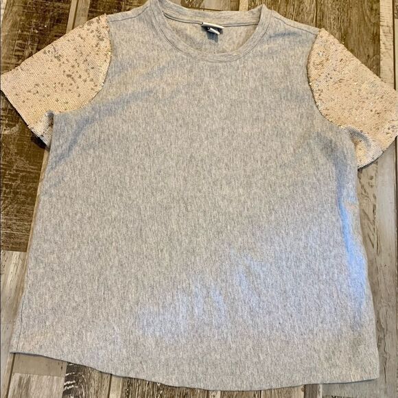 A New Day top with sequin sleeves - Picture 1 of 4